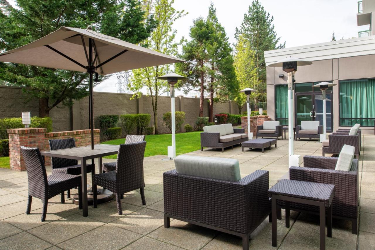 Courtyard By Marriott Seattle Federal Way Hotel Exterior foto