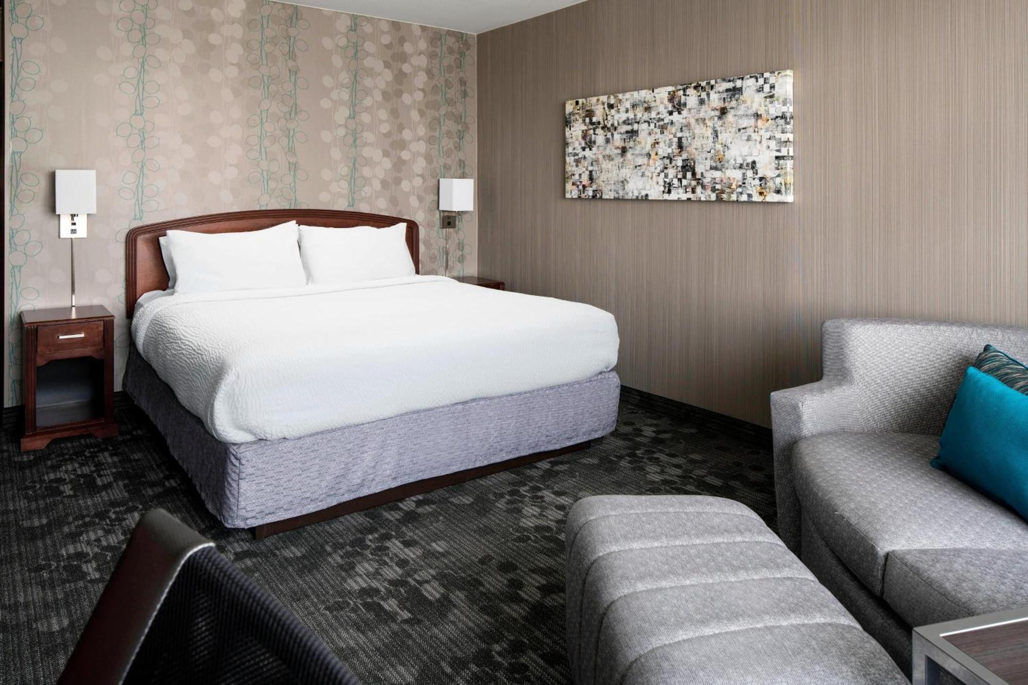 Courtyard By Marriott Seattle Federal Way Hotel Exterior foto