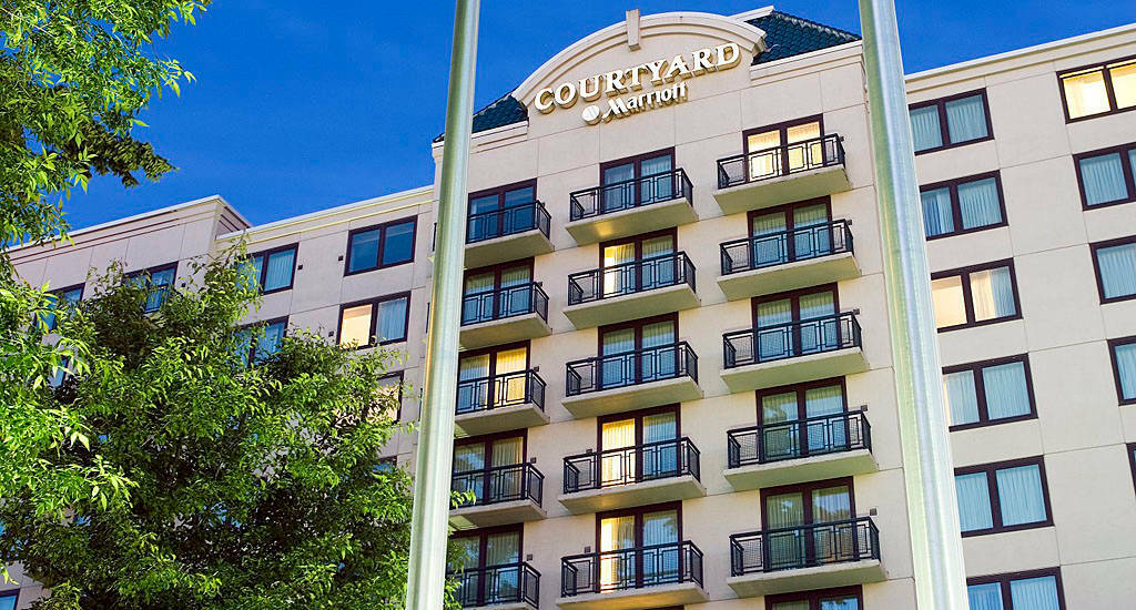 Courtyard By Marriott Seattle Federal Way Hotel Exterior foto